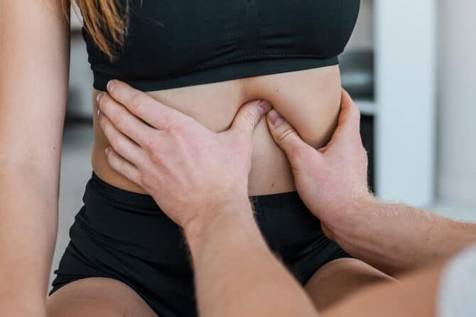 Diástasis Abdominal: Definición, Diagnóstico y Abordaje Fisioterapéutico